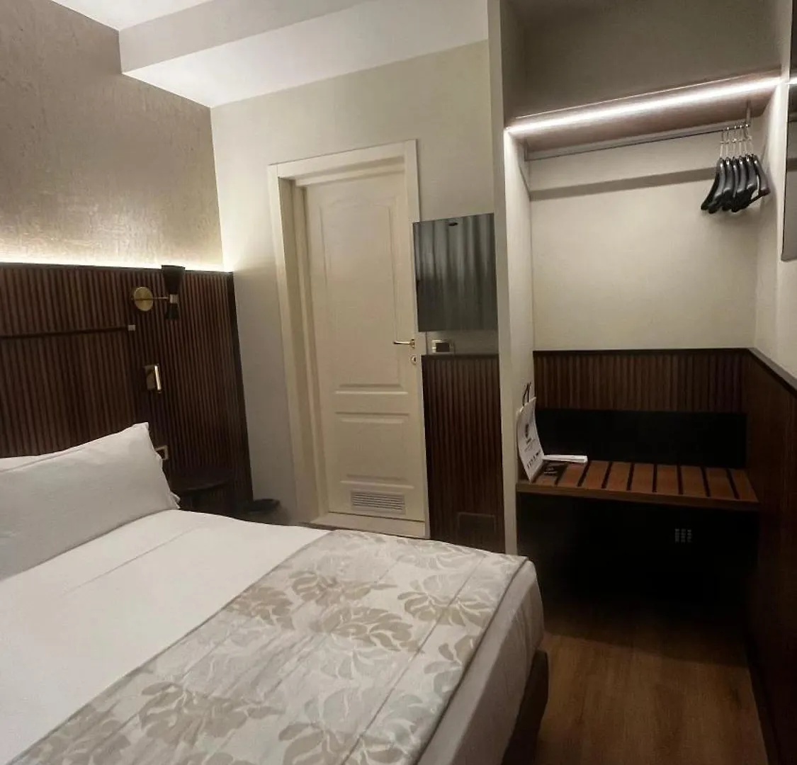 Hotel Zanhotel Tre Vecchi Bologna