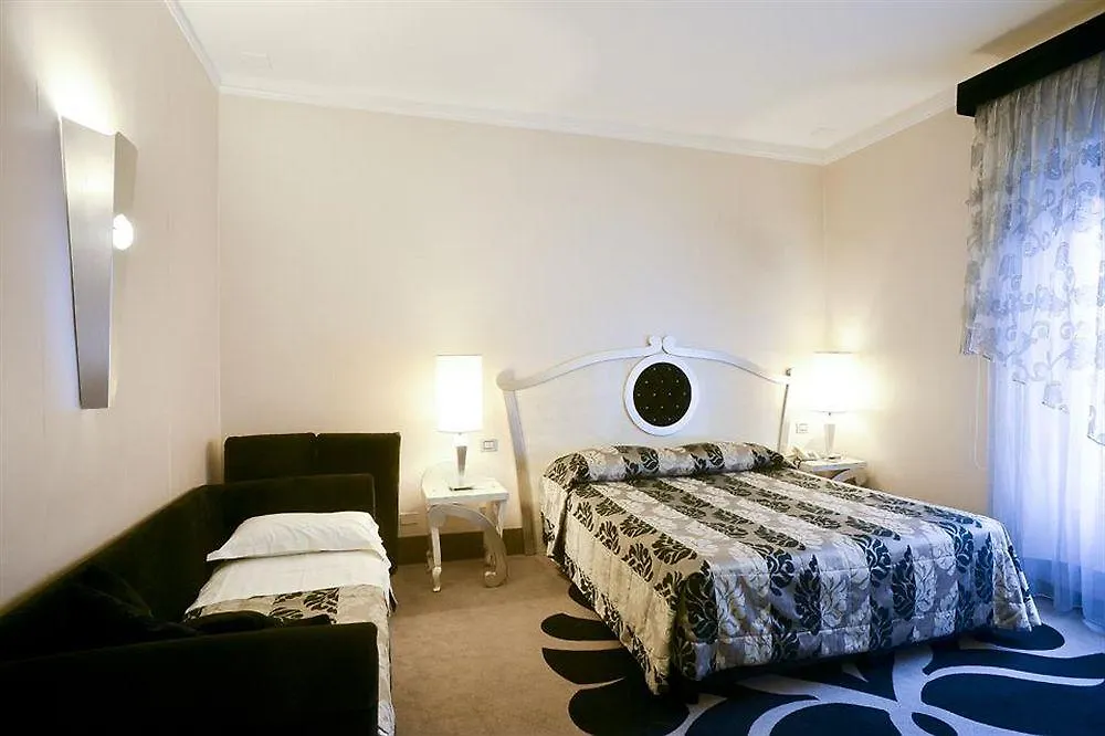 Zanhotel Tre Vecchi Bologna Italy