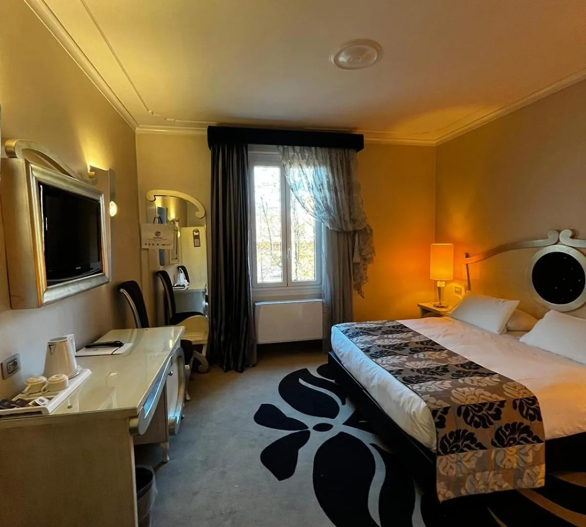 Hotel Zanhotel Tre Vecchi Bologna