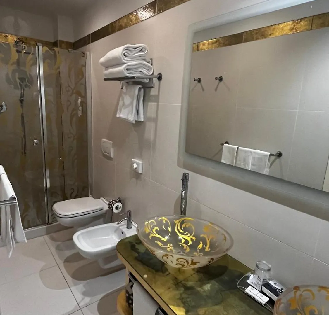 Hotel Zanhotel Tre Vecchi Bologna