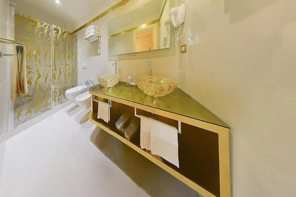 Hotel Zanhotel Tre Vecchi Bologna