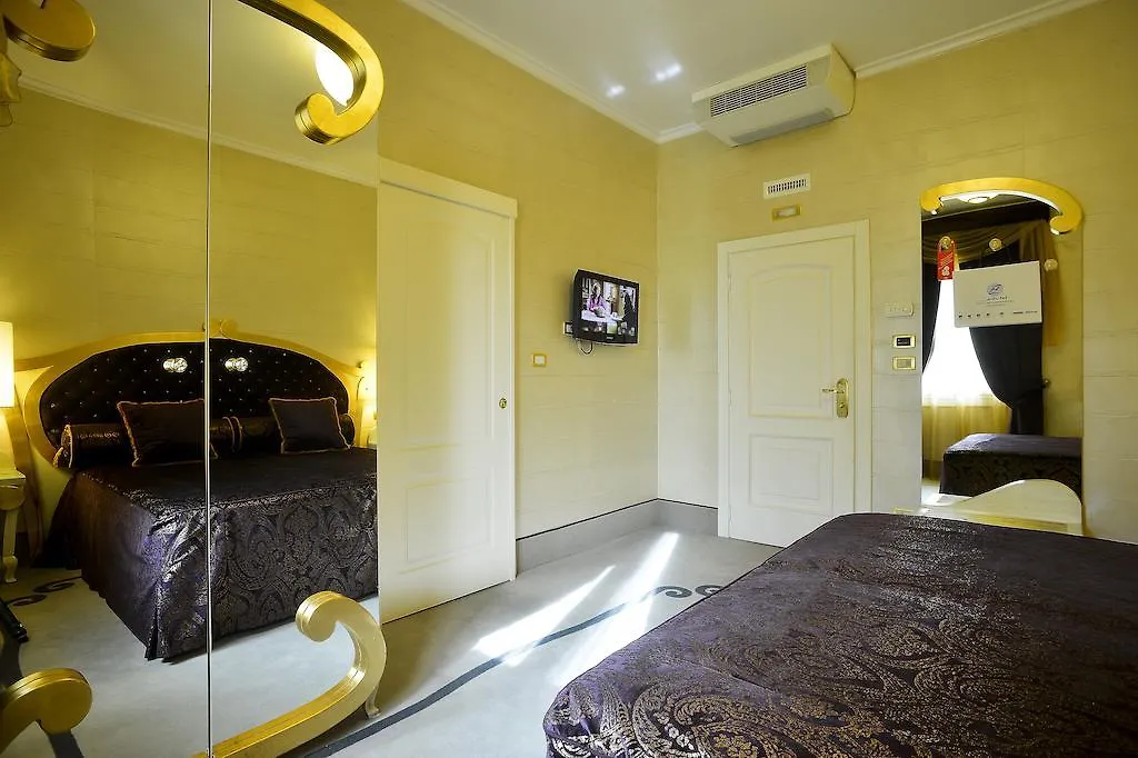 Zanhotel Tre Vecchi Bologna Italy