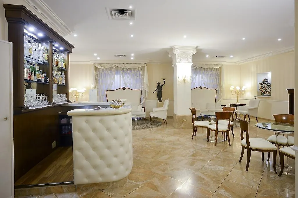 **** Hotel Zanhotel Tre Vecchi Bologna Italy