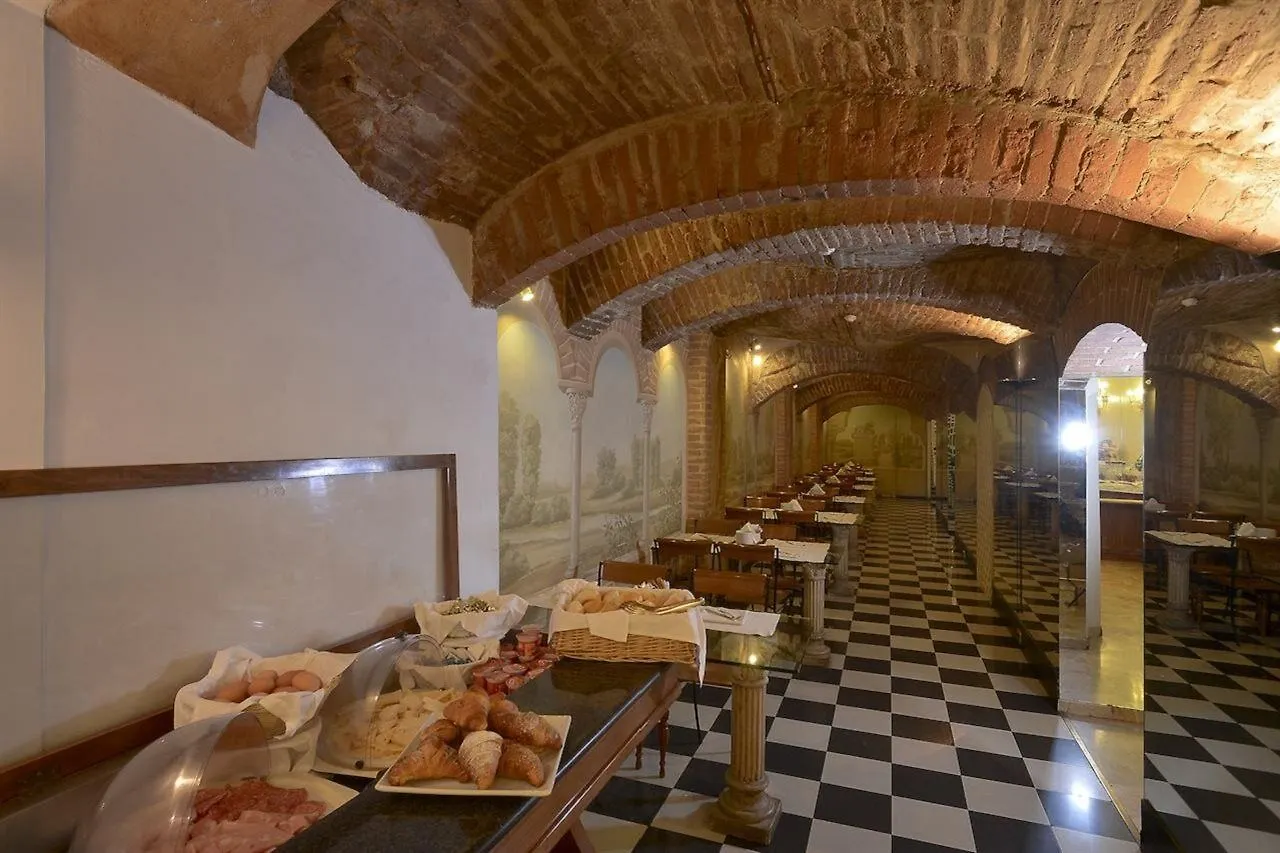 Hotel Zanhotel Tre Vecchi Bologna