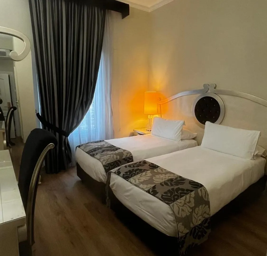 Zanhotel Tre Vecchi Bologna Italy